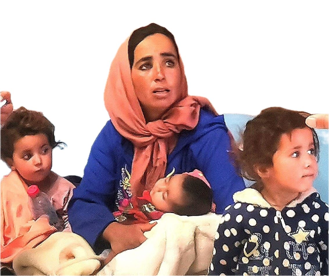 Famille berbère réunie lors d'une mission de consultation
